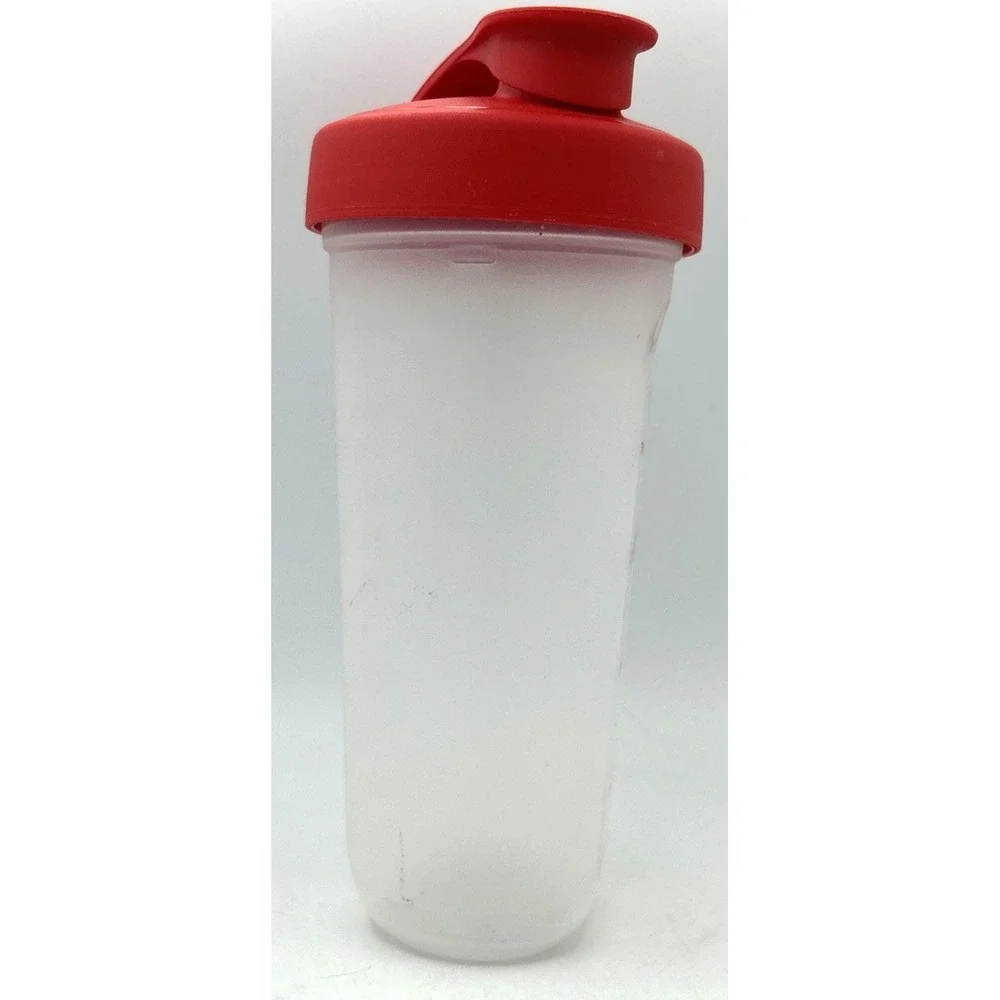 Tupperware Red Quik Shake Container 600ml (20oz) with blender disk